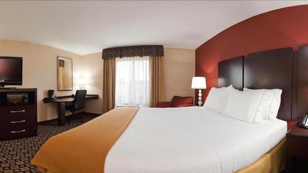 Holiday Inn Express Hotel & Suites Crawfordsville By Ihg Buitenkant foto